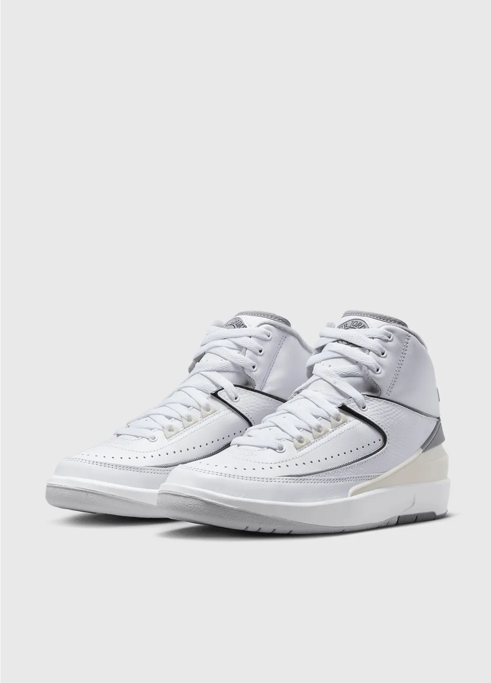 Air Jordan 2 Retro 'Cement Grey' Sneakers (GS)