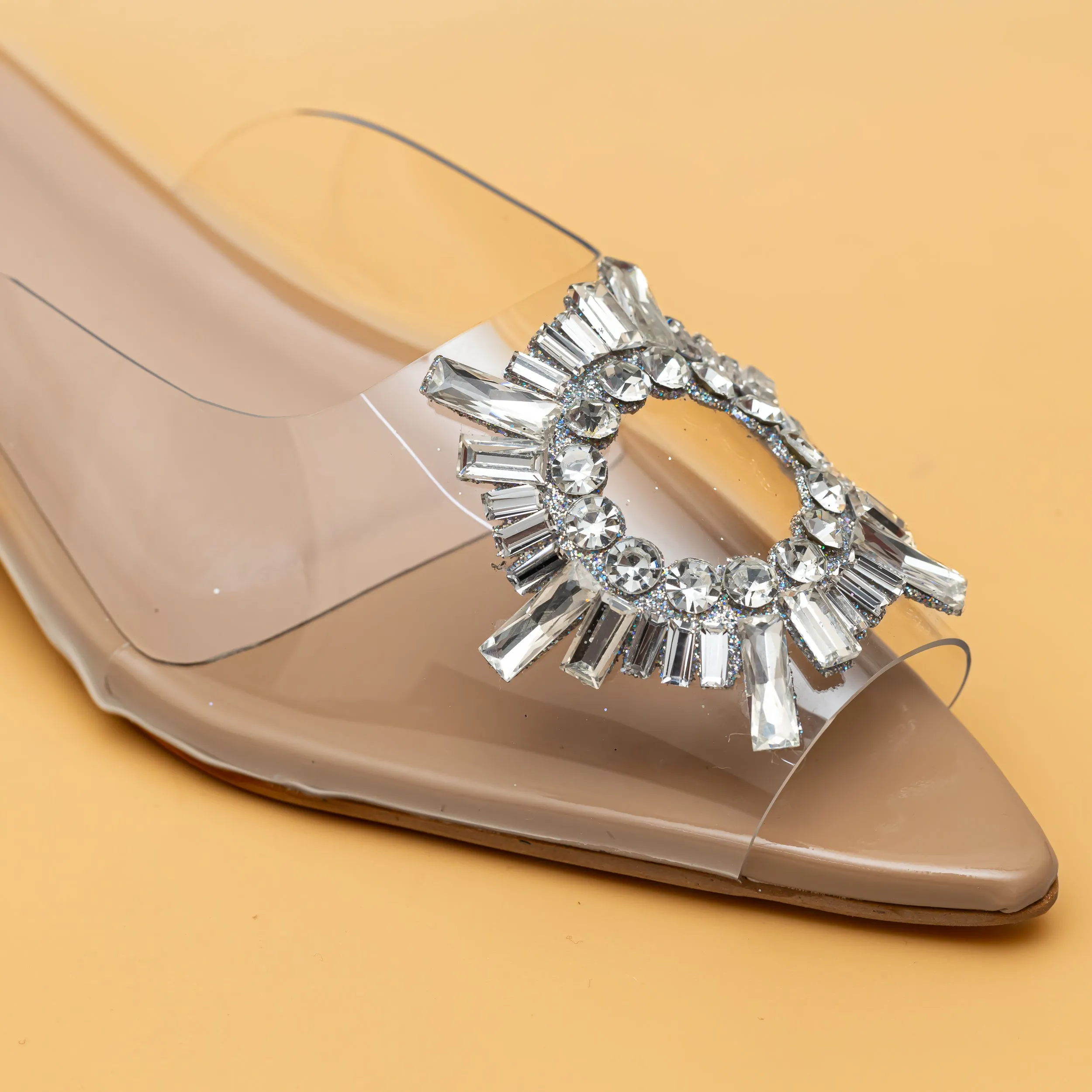Amina Broach Flats - Nude