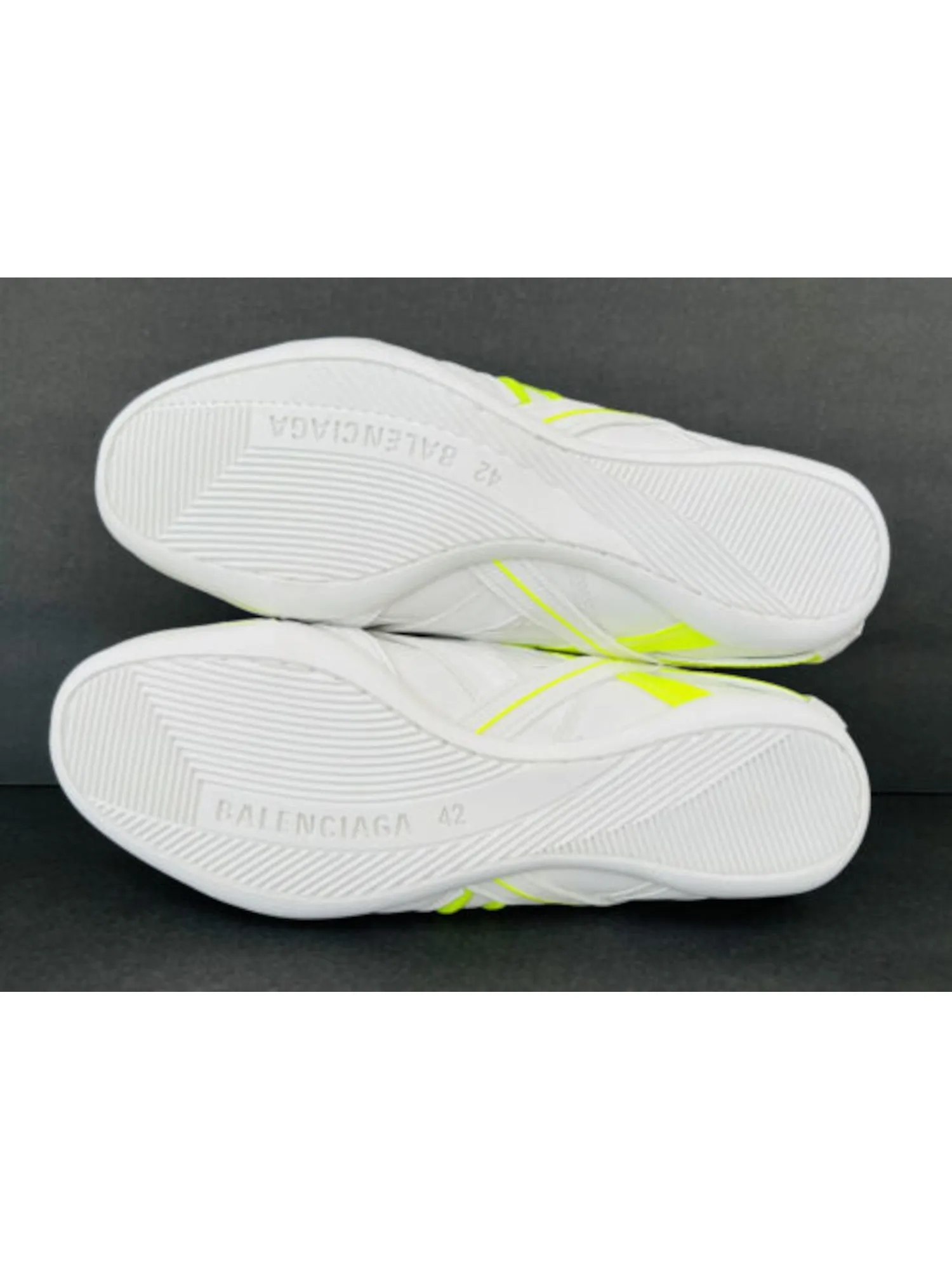 BALENCIAGA Mens White Drive Round Toe Lace-Up Athletic Sneakers Shoes