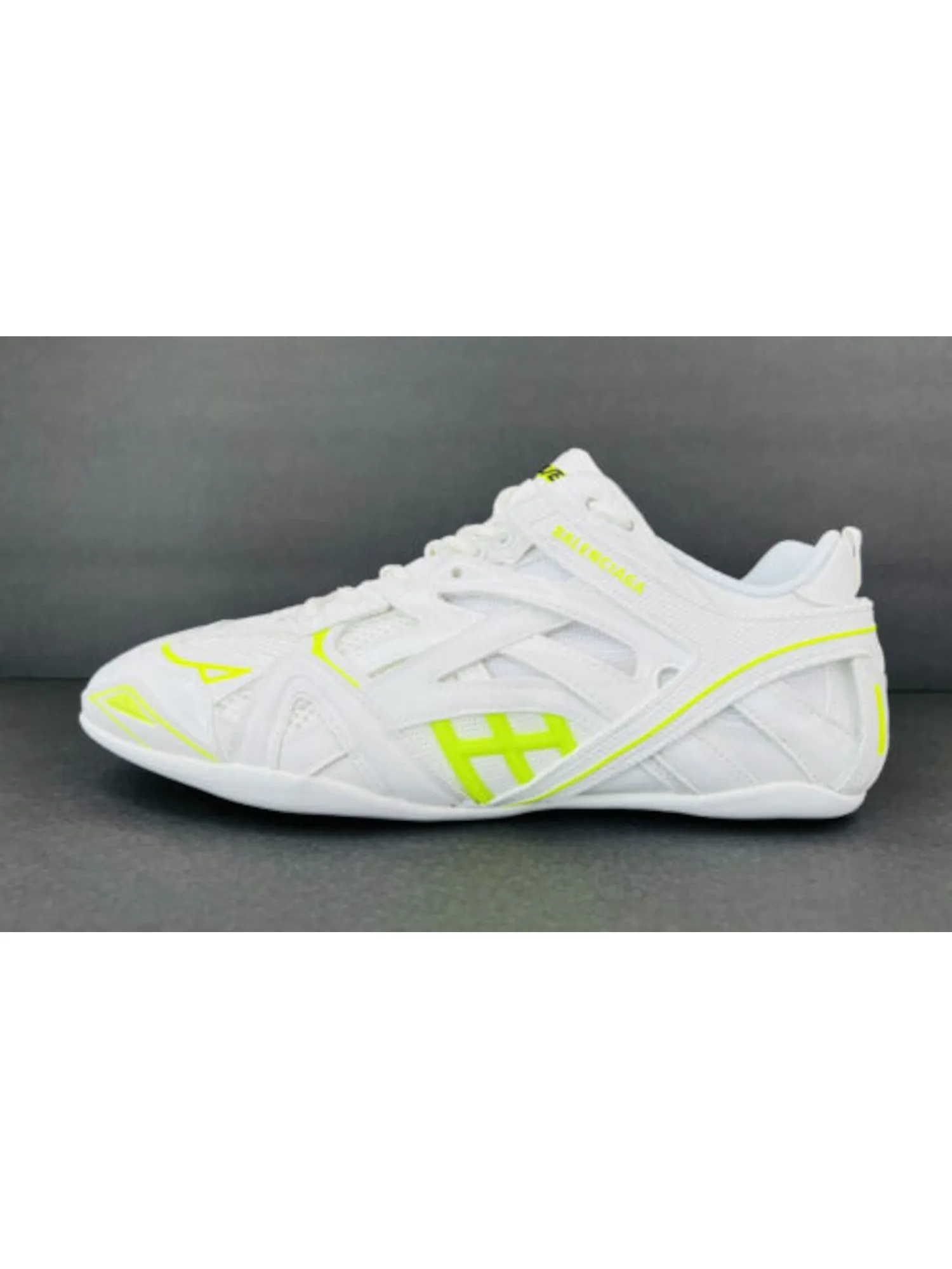 BALENCIAGA Mens White Drive Round Toe Lace-Up Athletic Sneakers Shoes