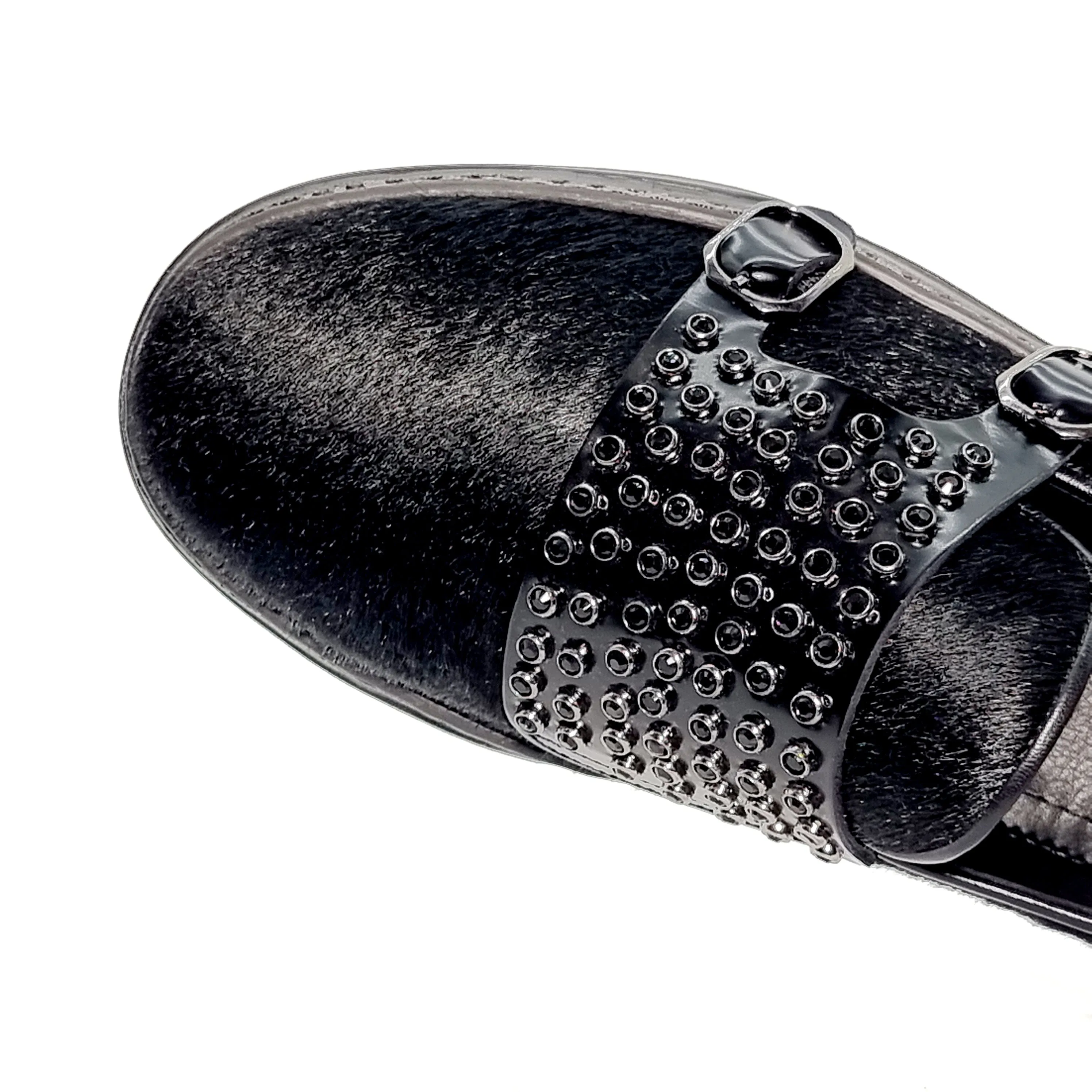 Casual Comfort Sneakers - ELI10350
