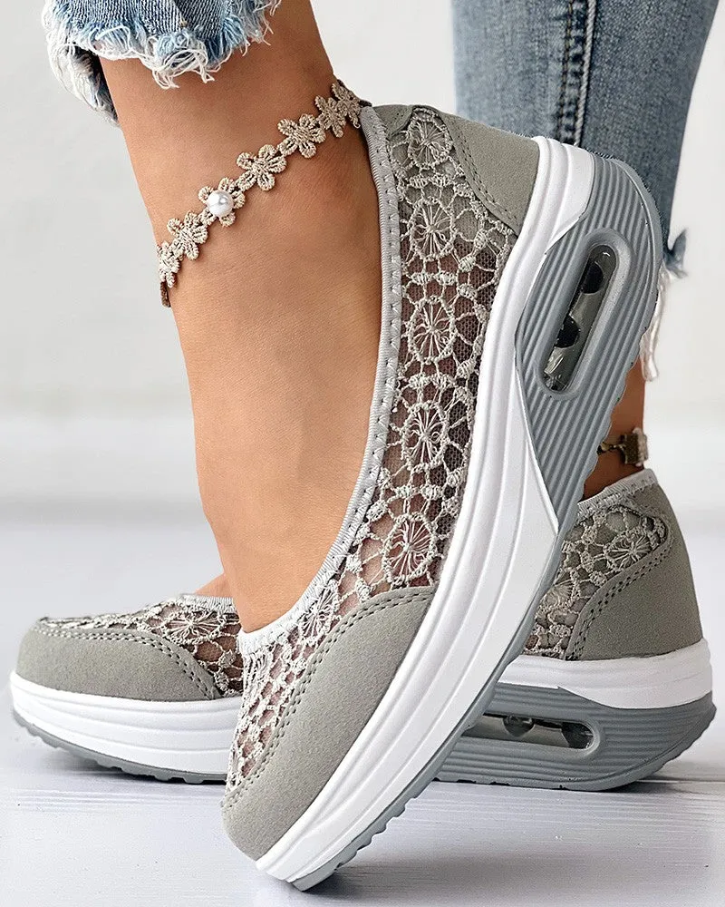 Contrast Lace Slip-on Sneakers