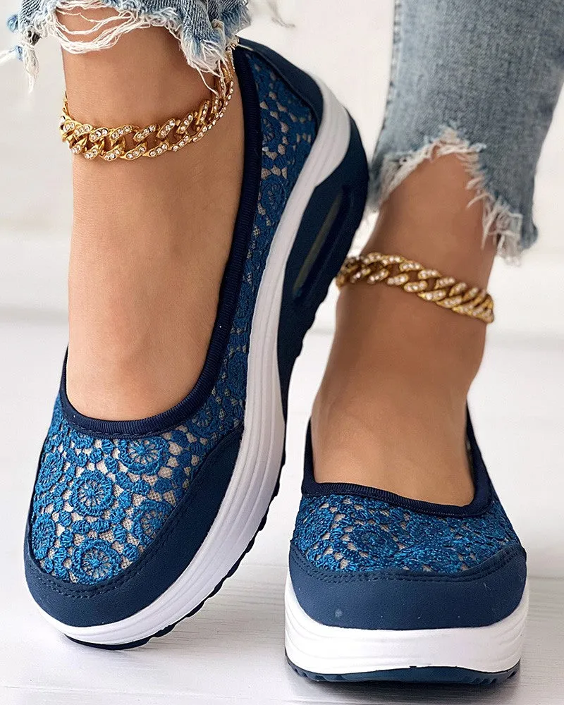 Contrast Lace Slip-on Sneakers