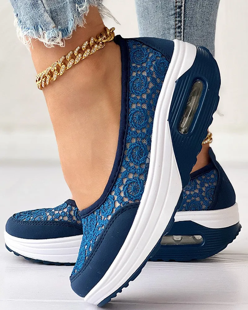 Contrast Lace Slip-on Sneakers