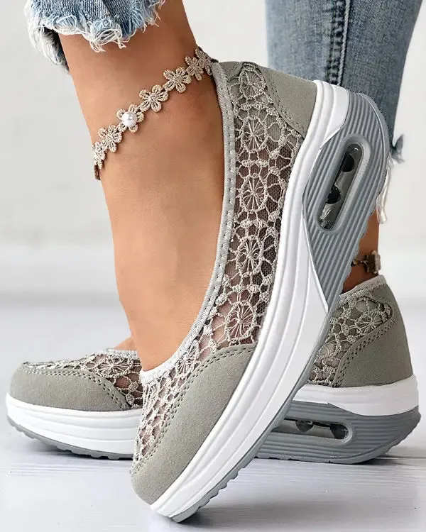 Contrast Lace Slip-on Sneakers