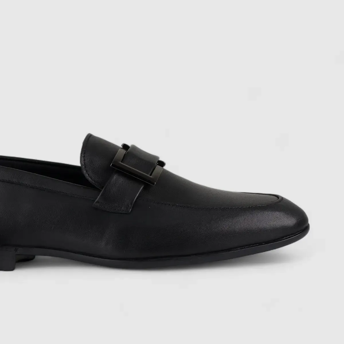 Formales Leather Loafers Black 678A-13-A16