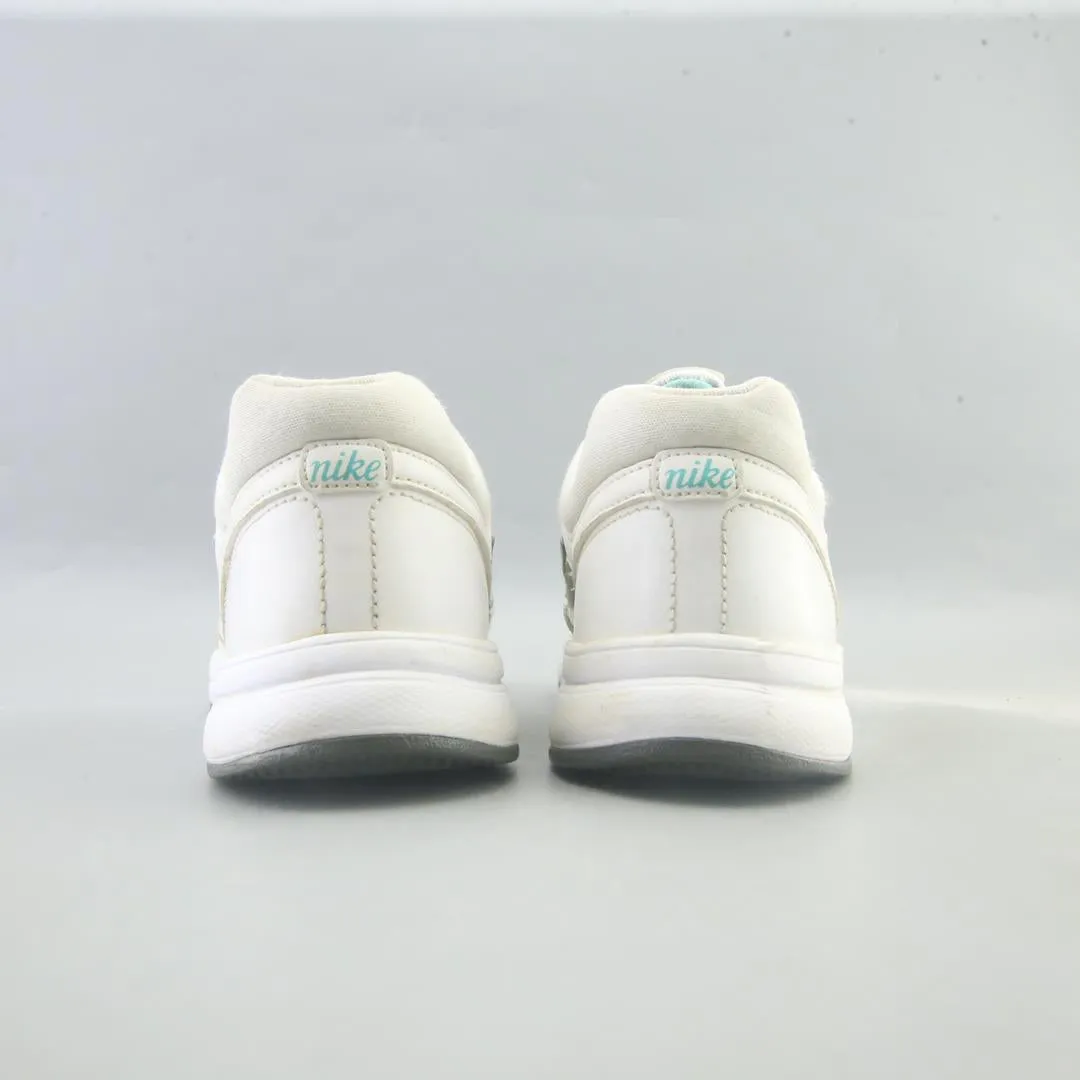 NIKE STEADY VIII