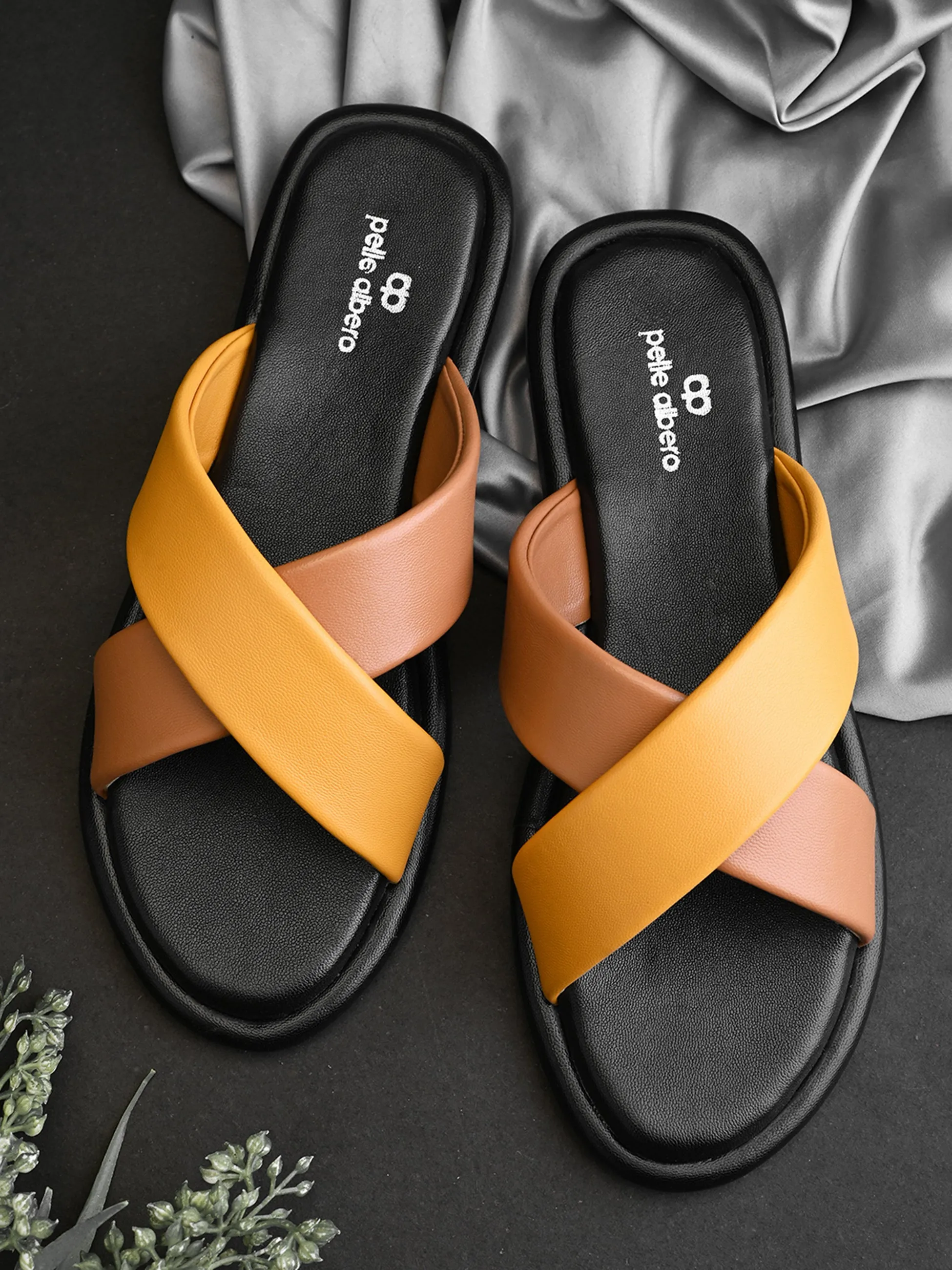 Pelle Albero Female's Yellow Faux Leather Flat Slipper