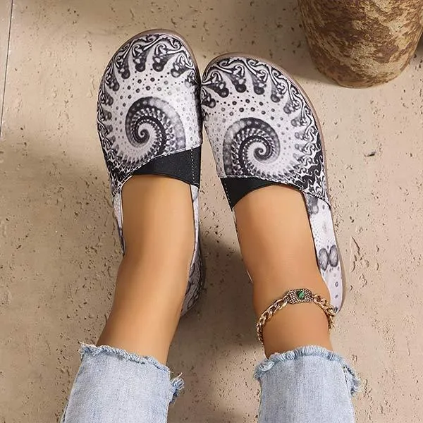 Women's Colorful Round-Toe Slip-On Shoes 95517260C