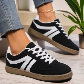 Women's Vintage Color-Block Low-Top Casual Sneakers 72428268C